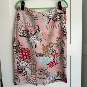 Stylish Pink Floral Skirt